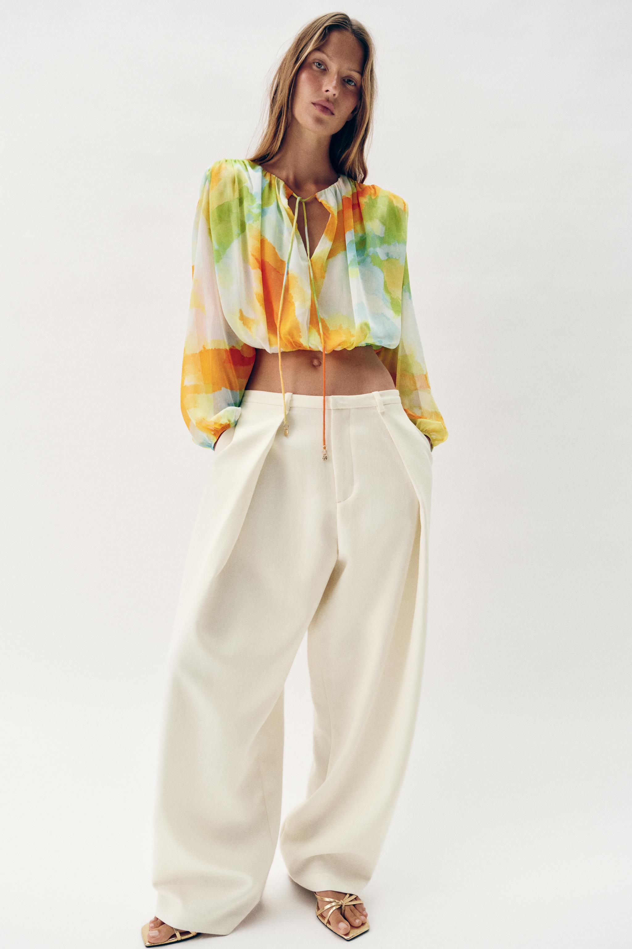 PRINTED CROPPED BLOUSE